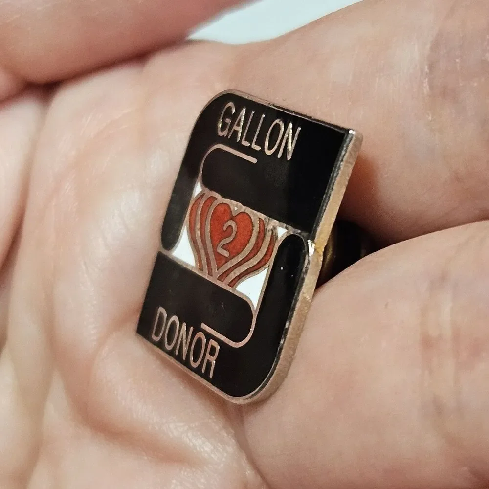 2 Gallon Blood Donor Black White Red Heart Enamel Lapel Pin